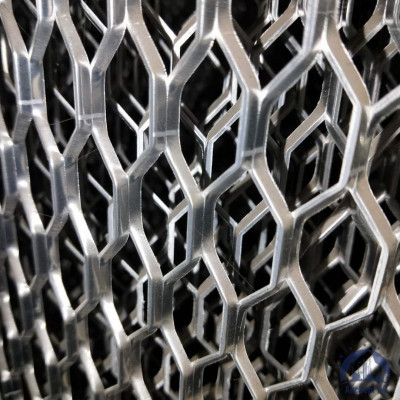 Алюминиевая декоративная просечно-вытяжная сетка 6х30х6,25 мм купить в Самаре