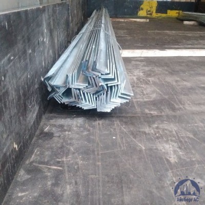 Уголок стальной равнополочный 100х100х14 мм С235 ГОСТ 8509-93 купить в Самаре
