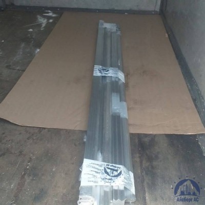 Уголок стальной равнополочный 28х28х3 мм С255 ГОСТ 8509-93 купить в Самаре